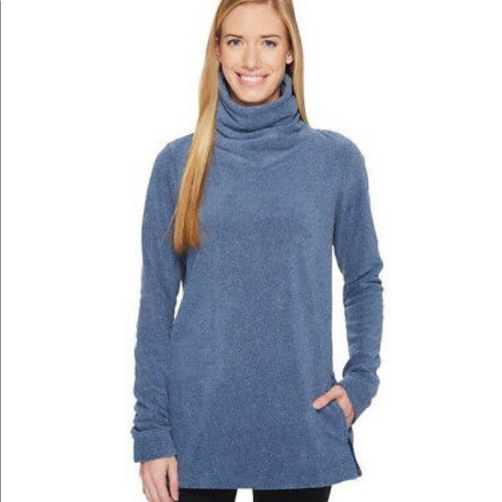 Nike sweatshirt